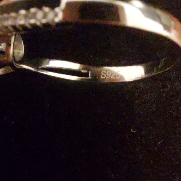 1 Carat Wave Moissanite 925 Silver Engagement Ring - Picture 4 of 12